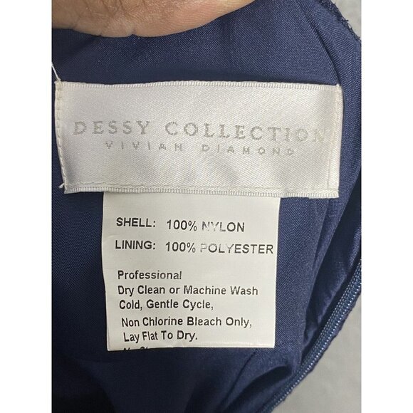 DESSY COLLECTION Halter Criss Cross Open-back Lace Trumpet Gown Navy Size 2 - Picture 7 of 9